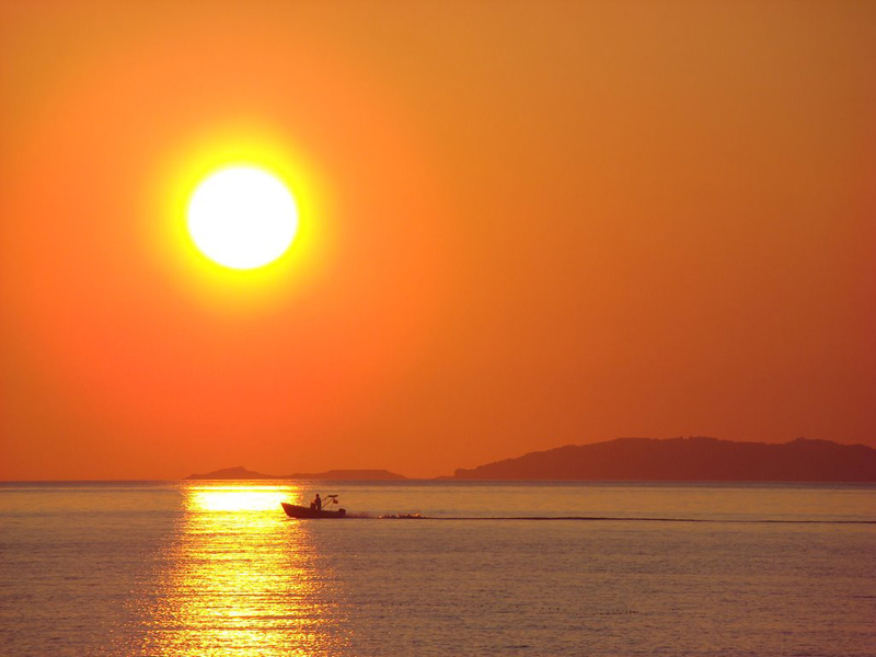 003 Sunset in Acharavi Beach accommodation in corfu