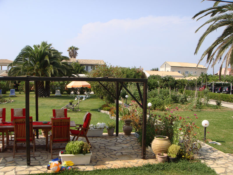 014 Sitting Area in the Garden Villa Eleftheria accommodation in corfu