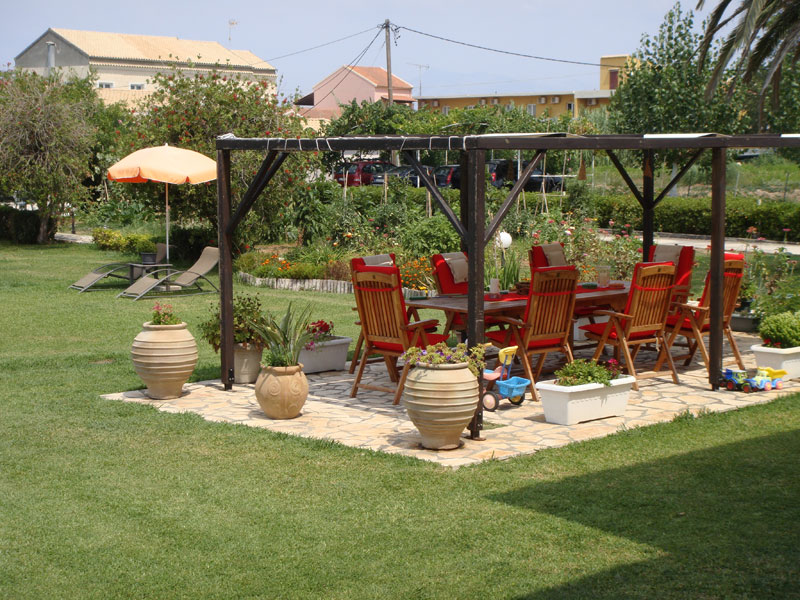 015 Sitting Area in the Garden Villa Eleftheria accommodation in corfu